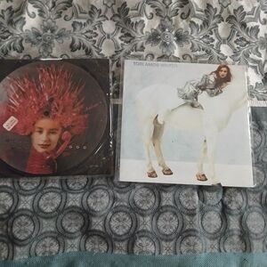 Vinyl Record - Red and White